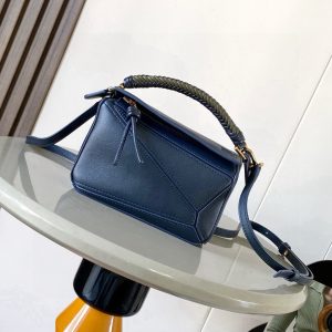 Loewe Puzzle Mini Replica in echt leer - 1:1 kwaliteit voor een luxe uitstraling 1153782234 - front view