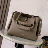 Loewe Madrid Replica Tas in Spiegeltas Kwaliteit - Perfecte Zacht Kalfsleer 1155074820 - front view | Loewe