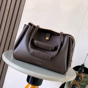 Loewe Madrid Soft Calfskin Tas - Premium 1:1 Replica Kwaliteit & Snelle Levering 1155074802 - front view | Loewe