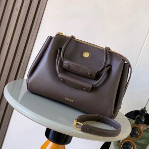 Loewe Madrid Soft Calfskin Tas - Premium 1:1 Replica Kwaliteit & Snelle Levering 1155074802 - close-up | Loewe